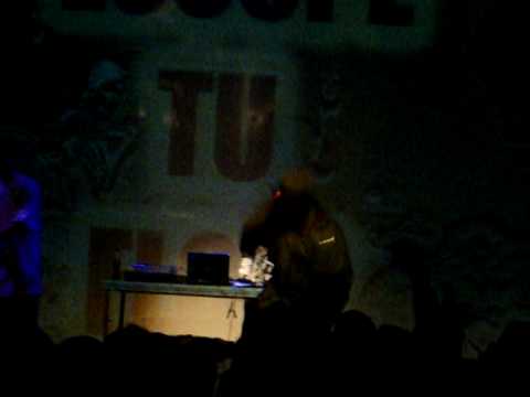 ESCUPE TU FLOW 17/410