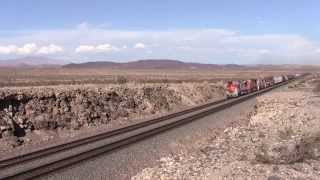 preview picture of video 'BNSF Needles Sub Action - Manifest at Ash Hill'