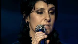 Fernanda Abreu - A Dois Passos do Paraíso (MTV Ao Vivo) [4K]