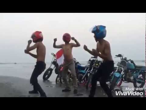 Download Download Lagu Joget Holiday Mp3 dan Mp4 Terlengkap Gratis