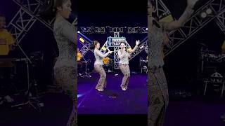 Download lagu Tia Monika - Dike Sabrina Ft Silvy Kumalasari mp3