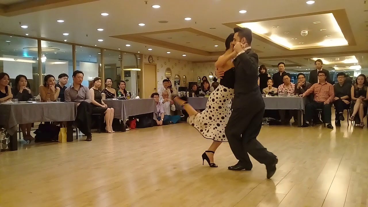 Javier Rodriguez y Moira Castellano - Busan 2017 - 1/4