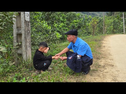 The old man helps the child find his way home, but is sad because he has lost Milu.