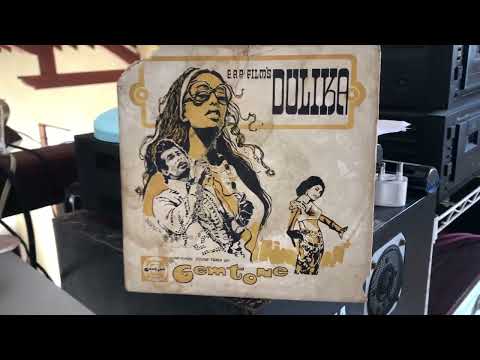 Latha Walpola & Angeline Gunathilake: Gigiri Gigiri (Film: Duleeka)