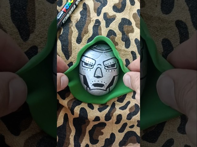 Vídeo relacionado con Marvel Super Villains Doctor Doom Portrait I Am Doom Camiseta