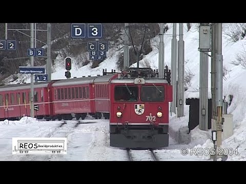 2004-02 [SDw] Classic Bahnhof Bergün and 'the hill' with classic trains, shunting with an Ge 6/6 II