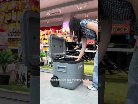 Gambar Montec Cooler Box Roller 52 ltr - Abu-Abu