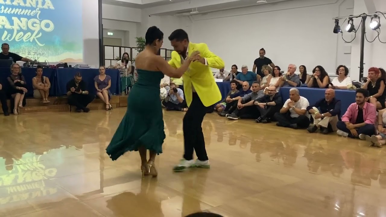 Video thumbnail for Octavio Fernandez y Corina Herrera  - "La Payanca" -  Juan  D'Arienzo