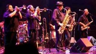 Tower of Power - Soul with a capital S (LIVE)