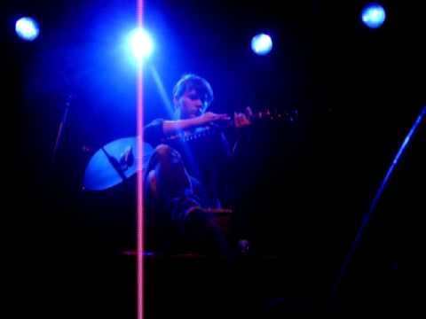 12/14 banter 'sea creatures' + song - Kaki King (Live @ AB Brussels)