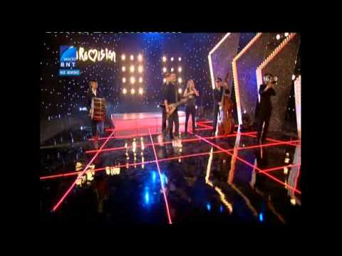 MERETHE TRØAN IS MOCKING HEILSARMEE GUITARIST