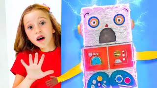 Настя и робот-уборщик