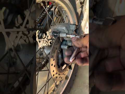 Never Remove Brake Calipers Again - Easy Piston Reset Method #brakes #motorcycle #mechanic