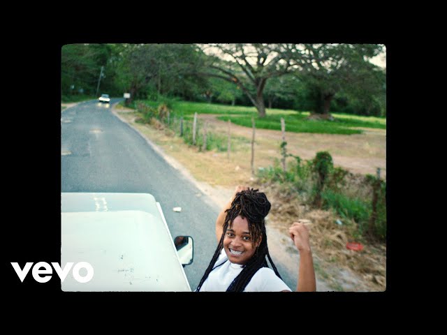 Descubre todo sobre la prometedora artista Koffee