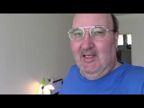 MongoTV_2406 - Rydder Op i Soveværelse Klokken 8.30 Morgen