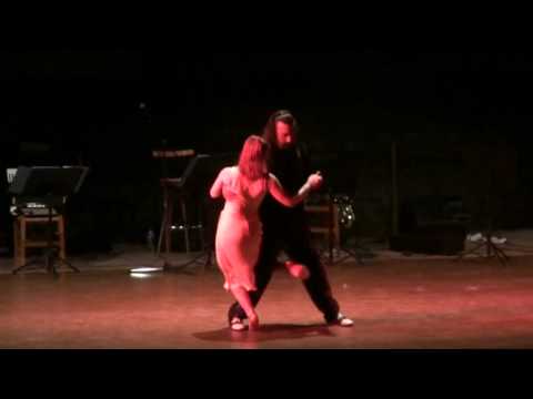  Patricia Carrazco  and  Mariano Frumboli  are  dancing  to  the  tango  "  El Jaguel  "
