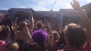 Morning Raves: Let's hit the Dance Floor