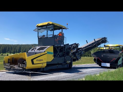 Alimentateur Bomag BMF 2500 S Camandona