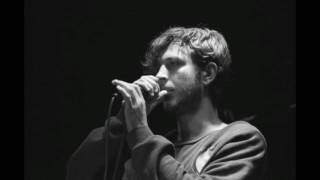 Oscar and the wolf - Ribbons live