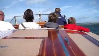 preview picture of video 'Speedboat on Camel Estuary, Padstow'