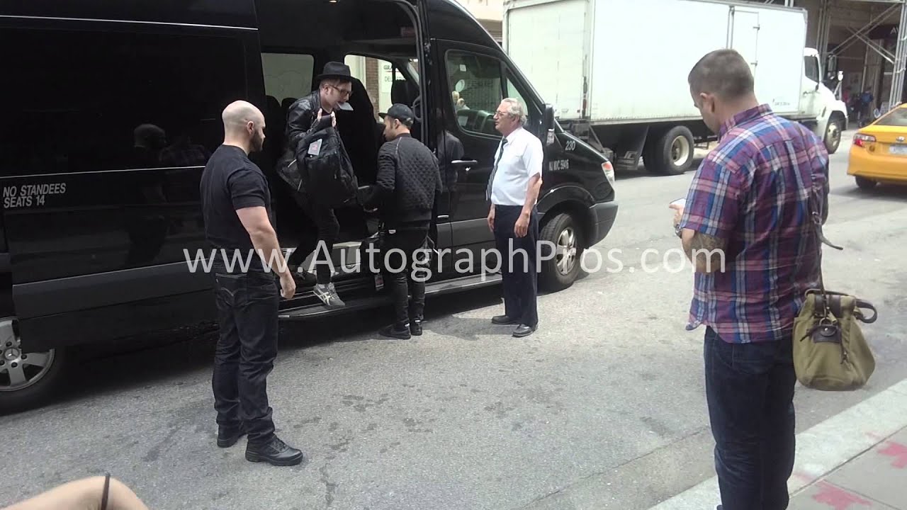 Fall Out Boy Signed Guitar + Display video thumbnail