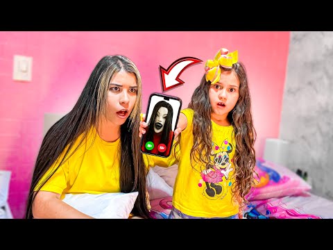 My little sister called a woman via video call!!