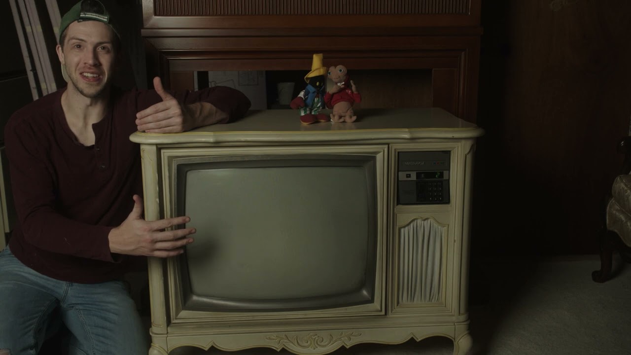 Strange Magic 13 Vintage T.V.