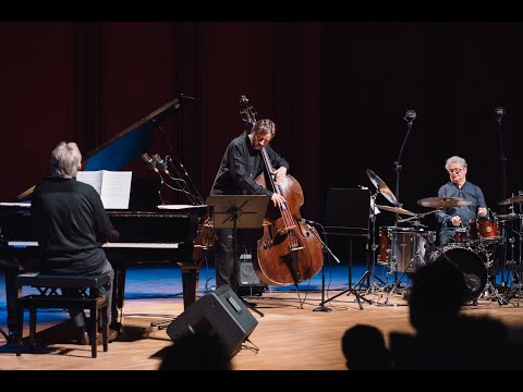 Jan Sebastian Bach, Prelude in C Major BWV 846, Andrzej Jagodzinski Trio Live@Mediateka, Tychy