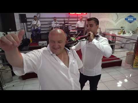 Kad veseli tata zaigra na svadbi svog sina-Moma Krstic ``HIT ORKESTAR``