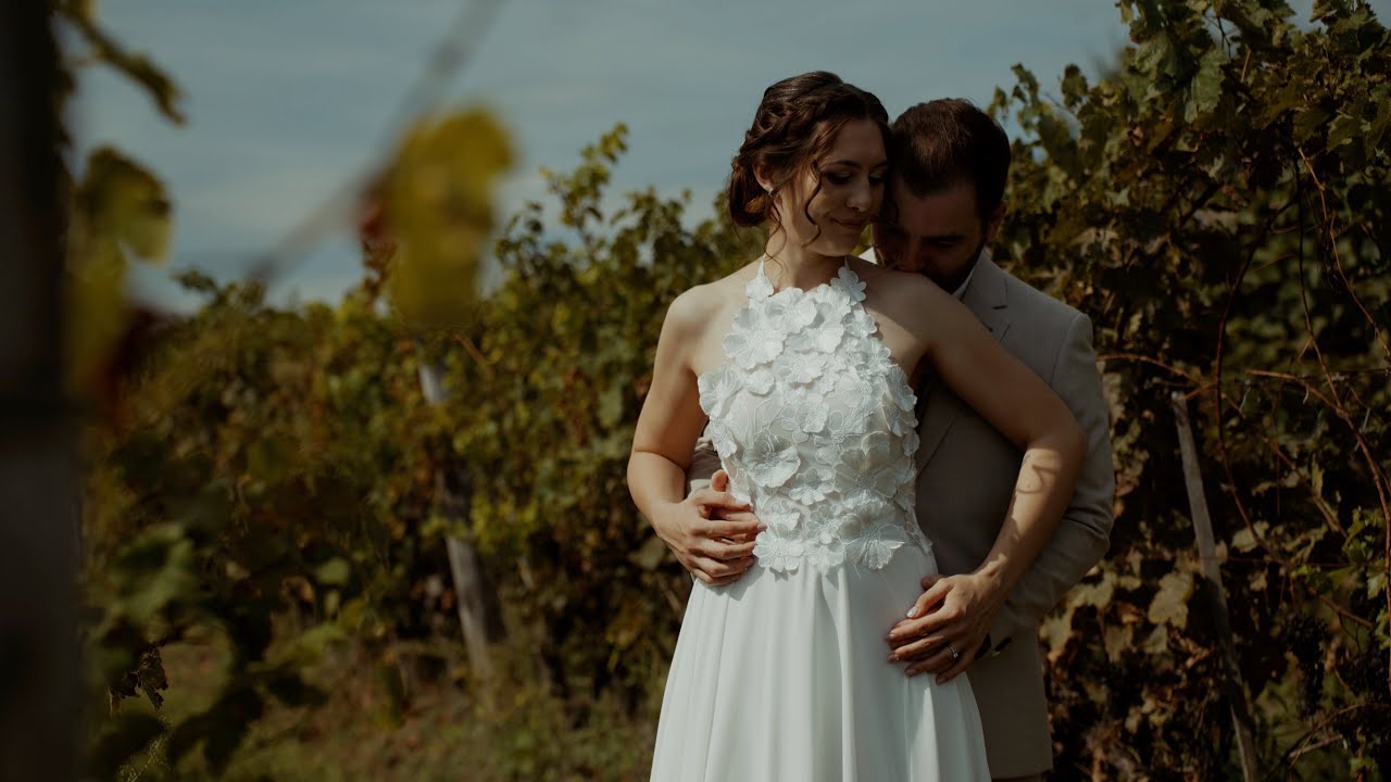 Fruzsi & Martin Wedding Highlight I Lics Pincészet