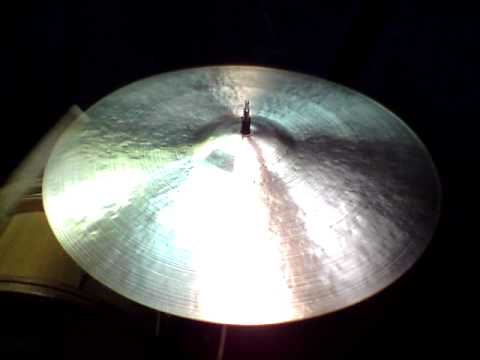 20 Kontroversial Ride, 1825g - Handcrafted cymbals by Craig Lauritsen.MOV