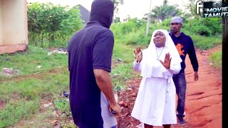 Download lagu SISTER ANAENDA KANISANI WAHUNI WANAMTEKA WANAVUTIA PORINI WAMPIGE MASHINE mp3 Download lagu SISTER ANAENDA KANISANI WAHUNI WANAMTEKA WANAVUTIA PORINI WAMPIGE MASHINE mp3