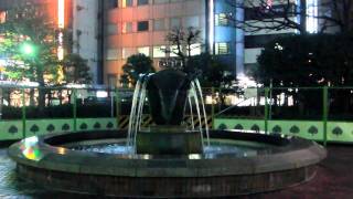 preview picture of video '[FC-150]JR大森駅前の噴水[HD]-A fountain shaped Jōmon Pottery in front of Omori Station-'