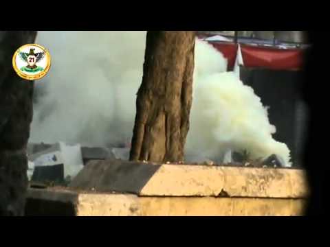 اطلاق قنابل دخانية على مواقع النظام في فرع المداهمة في مدينة حلب في محافظة حلب من قبل الجيش الحر