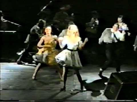 Iveta Bartošová - IVETA POSLOUCHÁ LUXEMBOURG (1991)