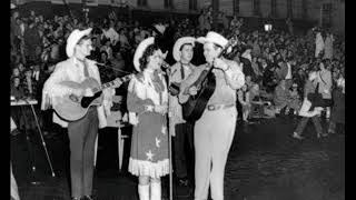 PATSY CLINE - The Wayward Wind  (HOEDOWN 1956)