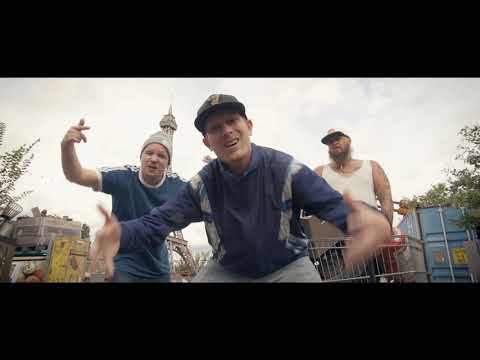 De Kamer Zeerieus feat. De Man-D