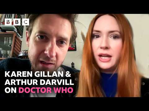 Matt Smith, Karen Gillan and Arthur Darvill having the best time on the set of Doctor Who