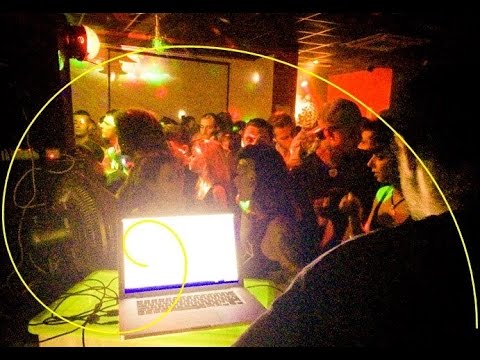 FREE UNDERGROUND TEKNO & FREAKBEATS  24/7 TEKNO RADIO SHOW