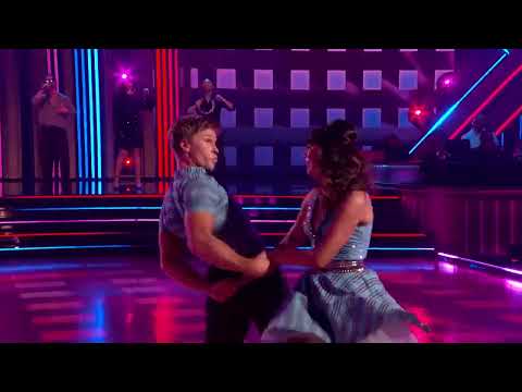Robert Irwin and Alix Earle’s 20th Birthday Party Relay Jive | Dancing with the Stars