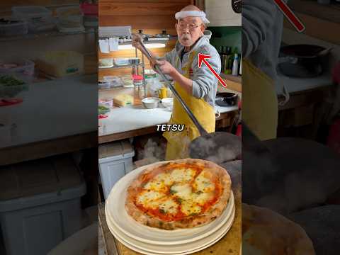 He Makes the Best Pizza 🍕 #shorts #japan
