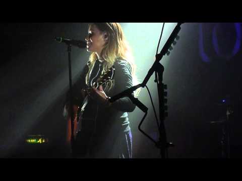 Tonight Alive - Amelia (Jenna solo acoustic) live Edinburgh 21.8.14