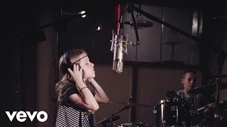 Video Fading Listening de Shiny Toy Guns