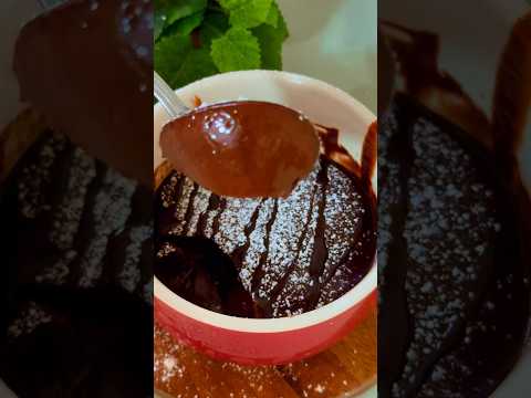 Dark chocolate mug cake😋මේකනම් මාරම රසයි#srilanka #japan #chocolate #cake