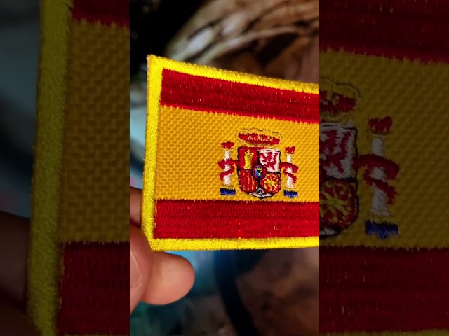 Vídeo relacionado con Parche Bordado de Bandera de Comunidades de España con parte trasera de gancho y bucle by Elitex Training (Cataluña)