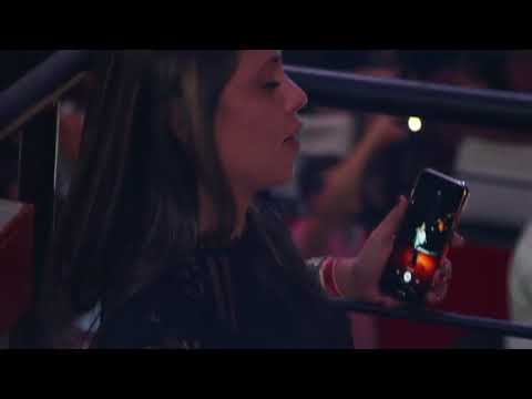 A Veces - Alex D' Castro en concierto bailatino