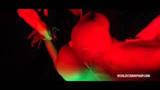 T-Pain- Hundred Mo Dollas  (Produced by T-Pain and DJ Spinz)