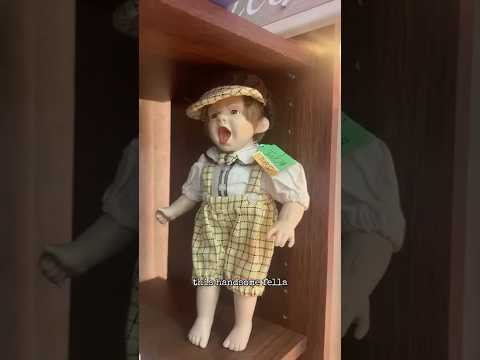 Evil Haunted Doll At Antique Mall?!