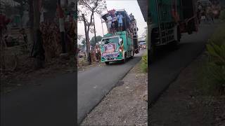 Download lagu LA AUDIO JEMBER ikut trend #dj #soundkarnaval #soundsystem mp3