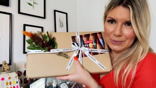 🎨 Art Studio Update and Exciting News!! | SEP25 #studiovlog #derwent